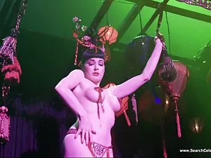 Adina gibt guten sex ...
